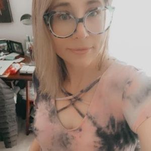 Meet your Posher, Rebecca